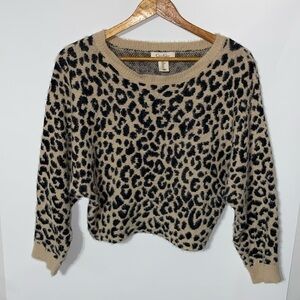 Jessica Simpson | Cropped fuzzy soft drop shoulder cheetah print sweater M
